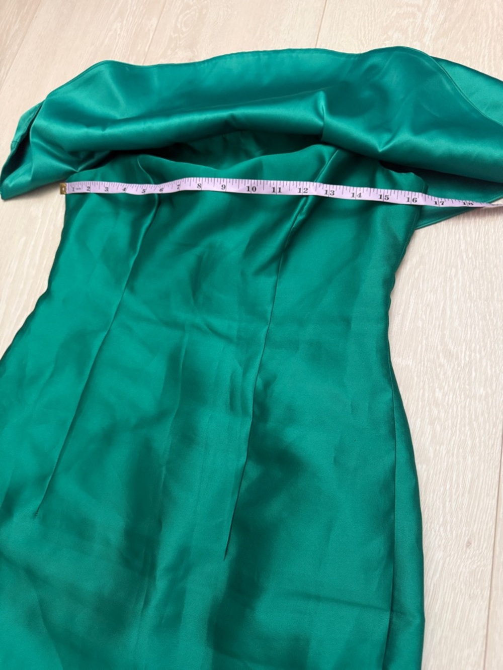 Adrianna Papell Off-The-Shoulder Emerald Green Dress - Picture 6 of 9